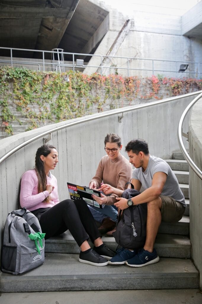 students, group, meeting